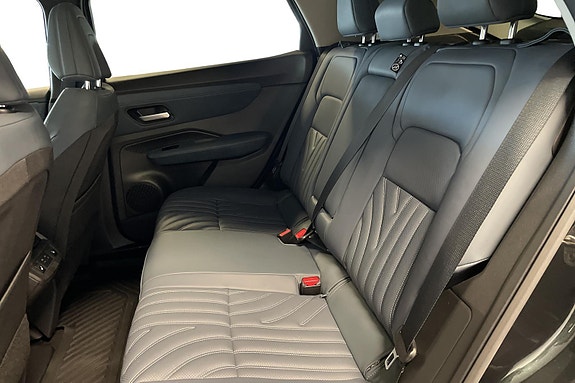 Nissan Ariya 7 of 27