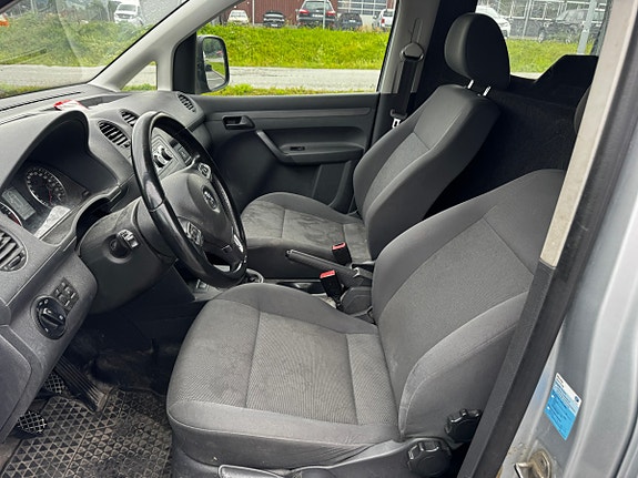 Volkswagen Caddy Maxi 22 of 30