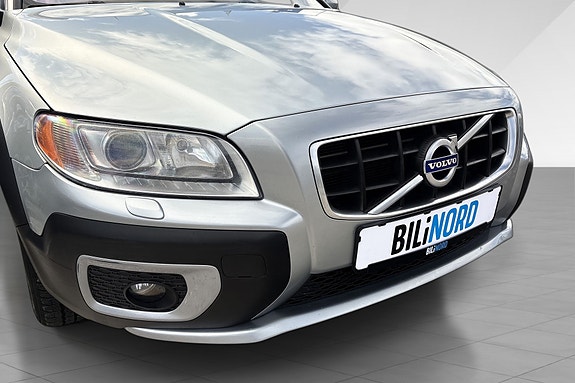 Volvo XC70 9 of 17