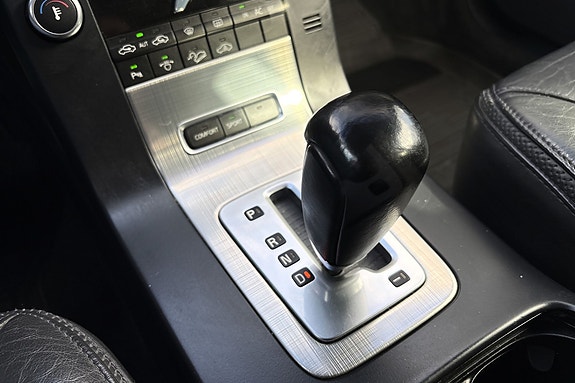 Volvo XC70 15 of 17