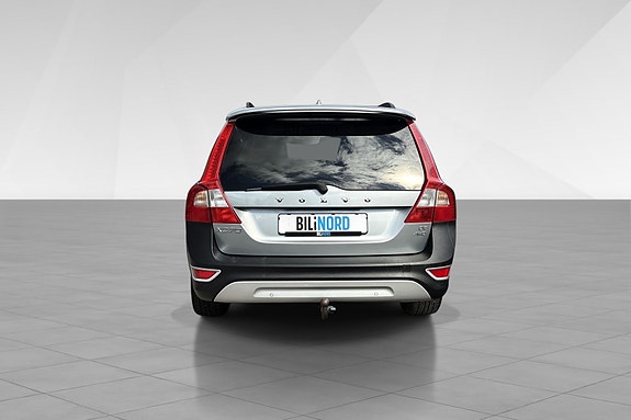 Volvo XC70 5 of 17
