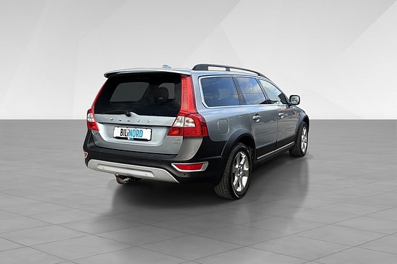 Volvo XC70 6 of 17