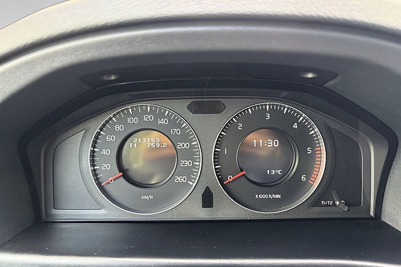 Volvo XC70 13 of 17