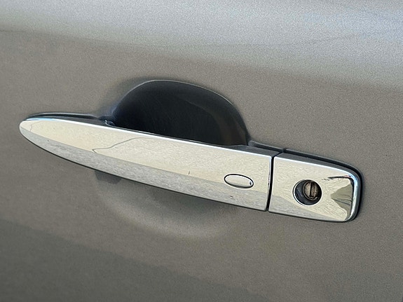 Nissan Leaf 20 of 20