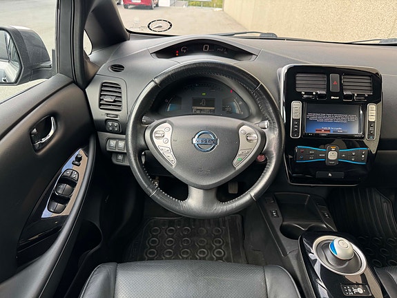 Nissan Leaf 10 of 20