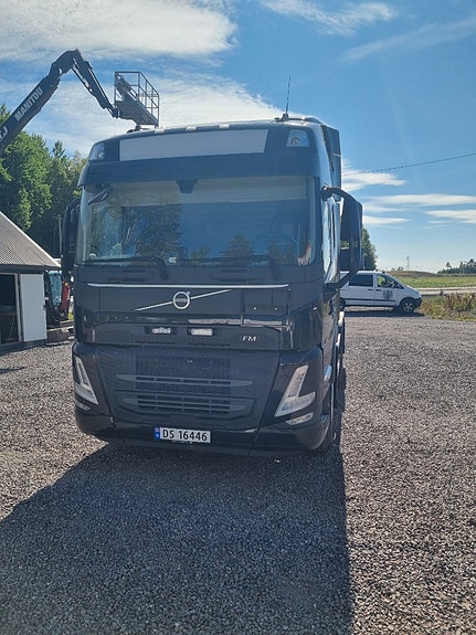 Volvo FM 500 6x2 2 of 5