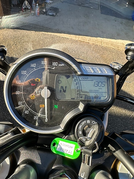 Triumph Scrambler 400 X 6 of 8