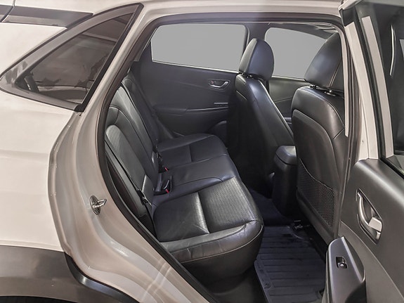 Hyundai Kona 23 of 28