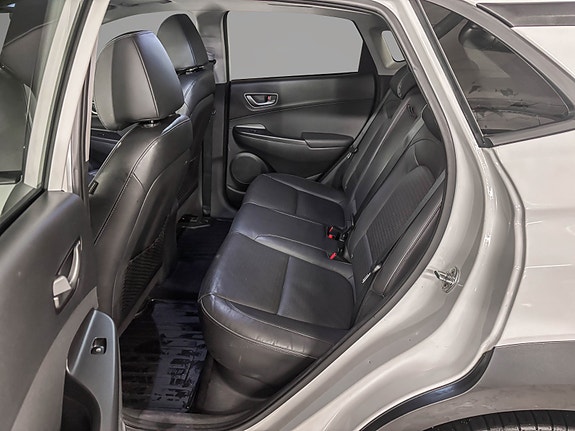 Hyundai Kona 21 of 28