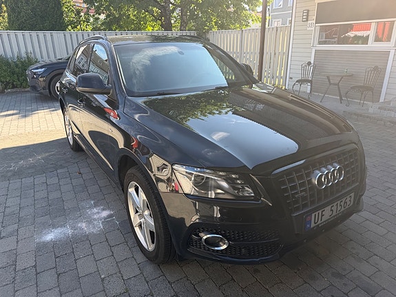 Audi Q5 2 of 10