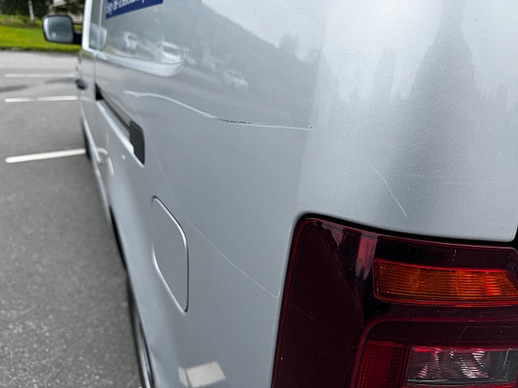 Volkswagen Caddy Maxi 10 of 30