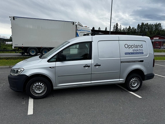 Volkswagen Caddy Maxi 12 of 30