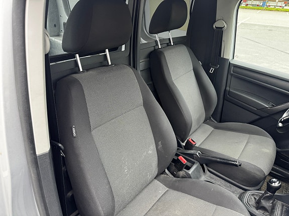 Volkswagen Caddy Maxi 29 of 30