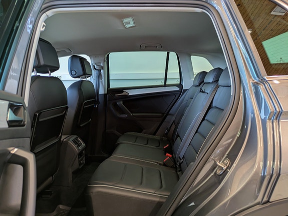 Volkswagen Tiguan 15 of 30