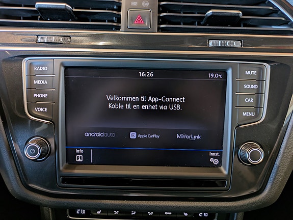 Volkswagen Tiguan 29 of 30