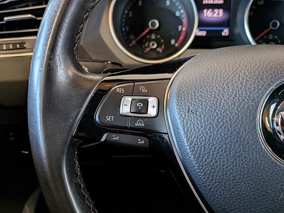 Volkswagen Tiguan 20 of 30