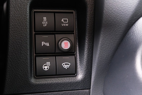 Toyota Land Cruiser 23 of 30