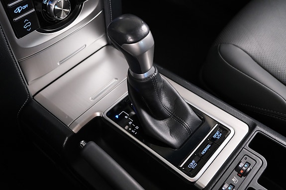 Toyota Land Cruiser 20 of 30