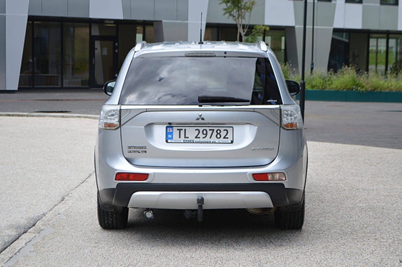 Mitsubishi Outlander 8 of 26