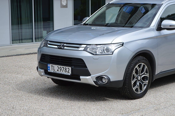 Mitsubishi Outlander 3 of 26