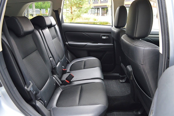 Mitsubishi Outlander 25 of 26