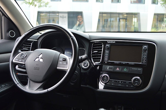 Mitsubishi Outlander 15 of 26