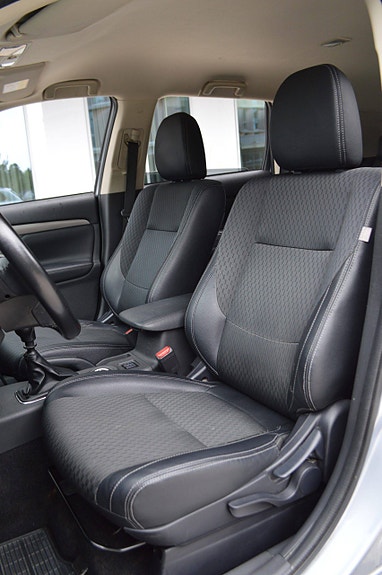 Mitsubishi Outlander 18 of 26