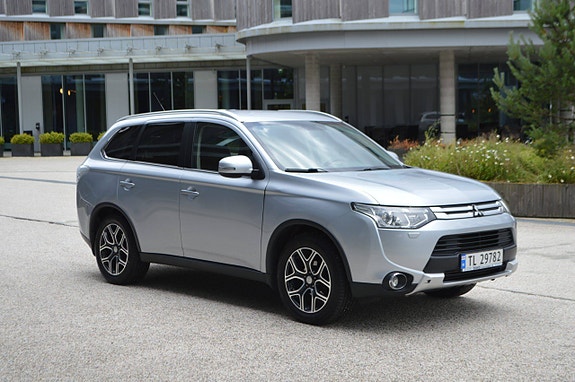 Mitsubishi Outlander 11 of 26
