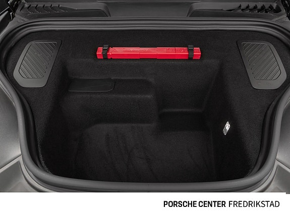 Porsche Macan 13 of 30