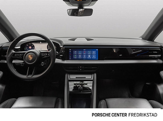 Porsche Macan 16 of 30