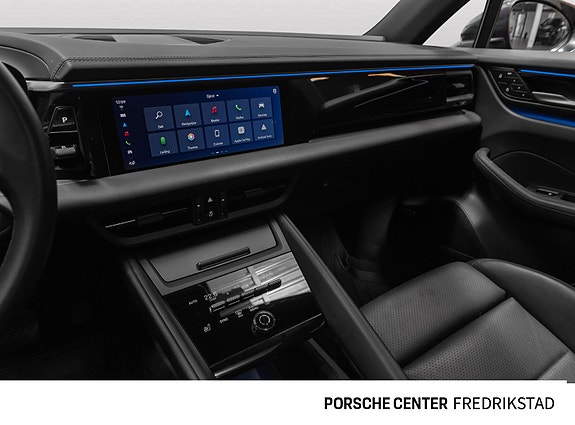 Porsche Macan 26 of 30