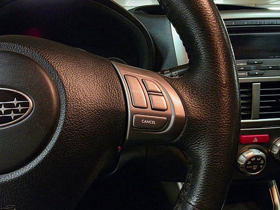 Subaru Impreza 21 of 30