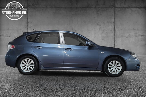 Subaru Impreza 5 of 30