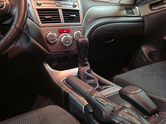 Subaru Impreza 24 of 30