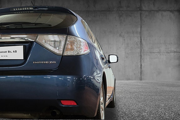 Subaru Impreza 12 of 30