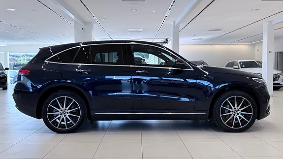 Mercedes-Benz EQC400 10 of 30