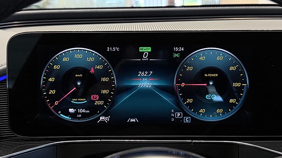 Mercedes-Benz EQC400 26 of 30