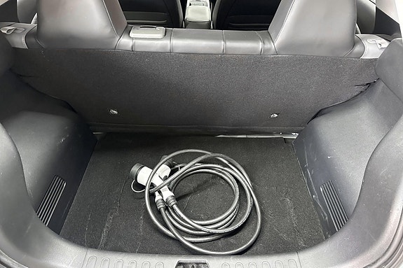 Dongfeng Box 18 of 24