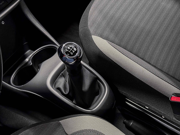 Toyota Aygo 19 of 28