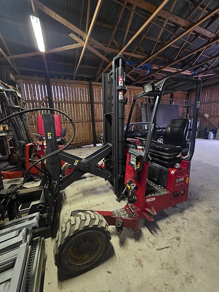 Moffett M4 25.3 2 of 7