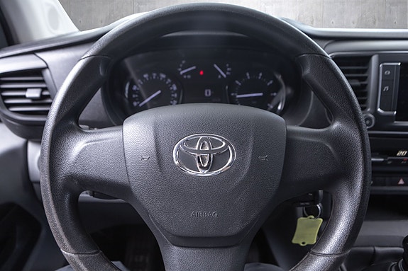 Toyota Proace 9 of 22