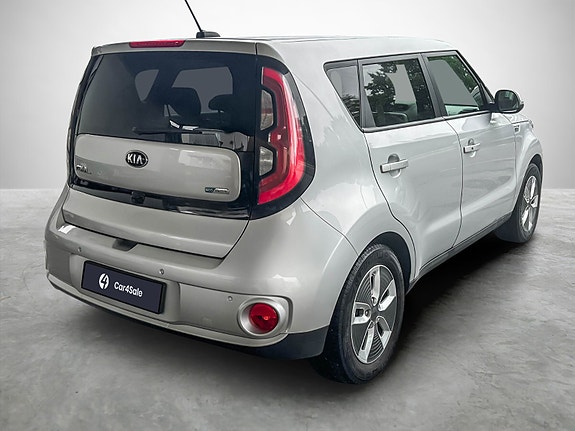 Kia e-Soul 5 of 30
