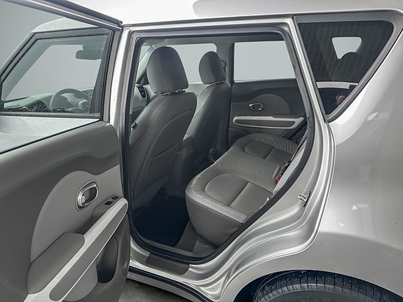 Kia e-Soul 24 of 30