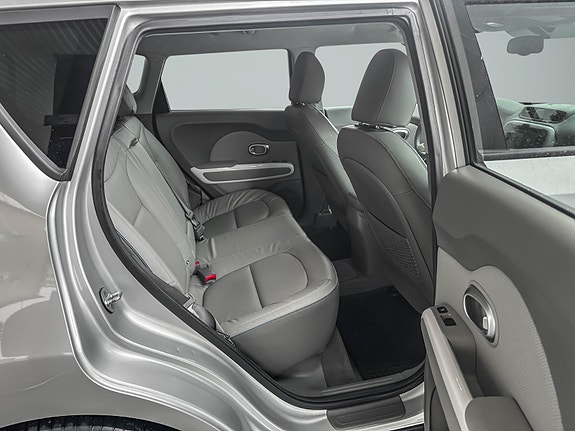 Kia e-Soul 27 of 30