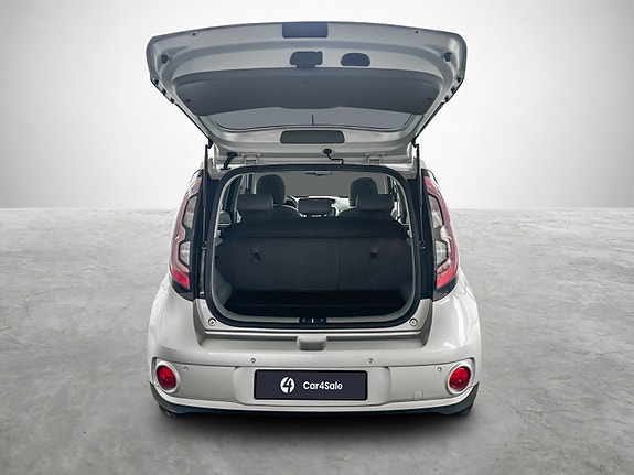 Kia e-Soul 29 of 30
