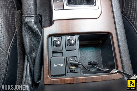 Toyota Land Cruiser 18 of 30