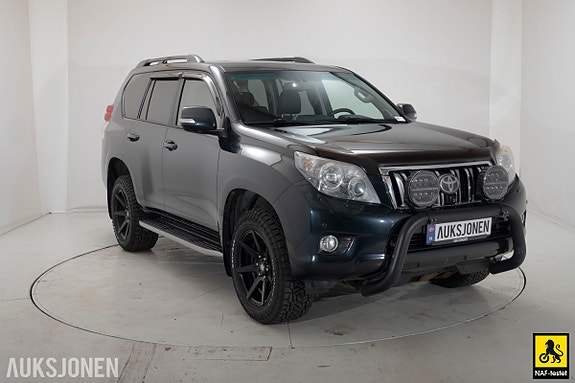 Toyota Land Cruiser 3 of 30
