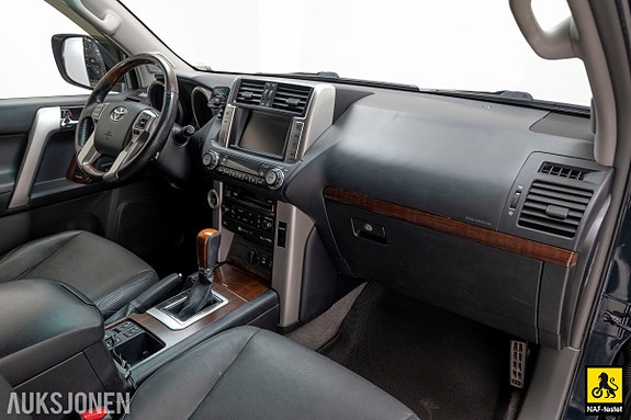 Toyota Land Cruiser 15 of 30