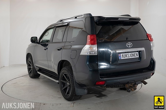 Toyota Land Cruiser 6 of 30