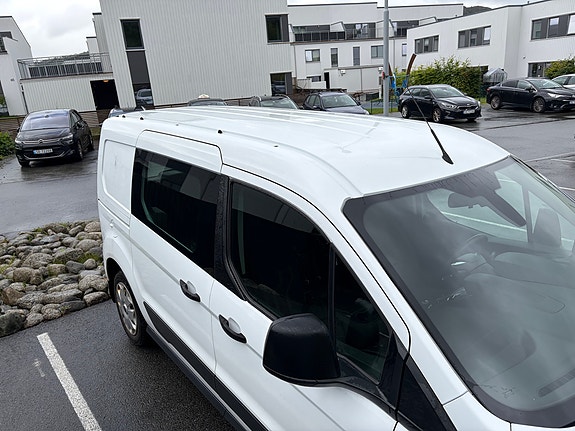 Ford Transit Connect 7 of 19